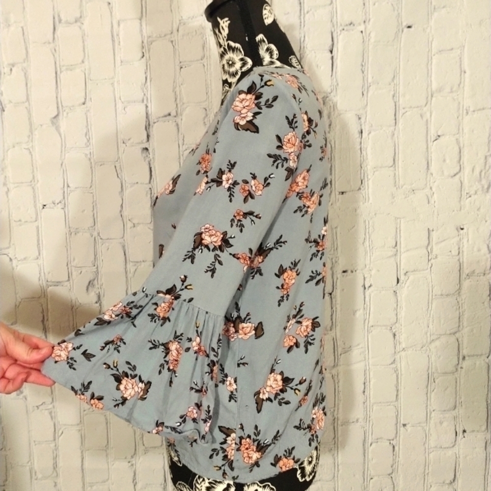 Arizona Jeans Floral Blouse XS - Picture 2 of 4